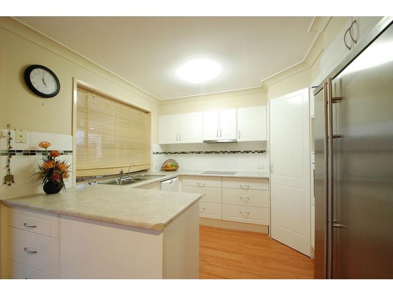 1/4 Ruby Court, Burleigh Waters QLD 4220