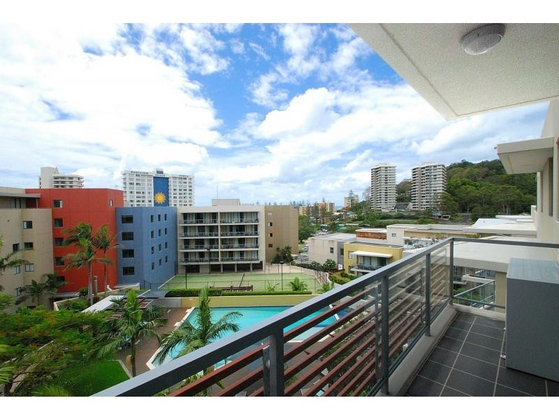 2071/1 Ocean Street, Burleigh Heads QLD 4220