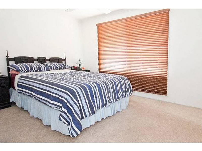 6 Rathkeale Street, Crestmead QLD 4132