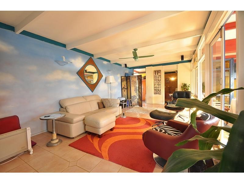 16 Eagle Avenue, Burleigh Waters QLD 4220