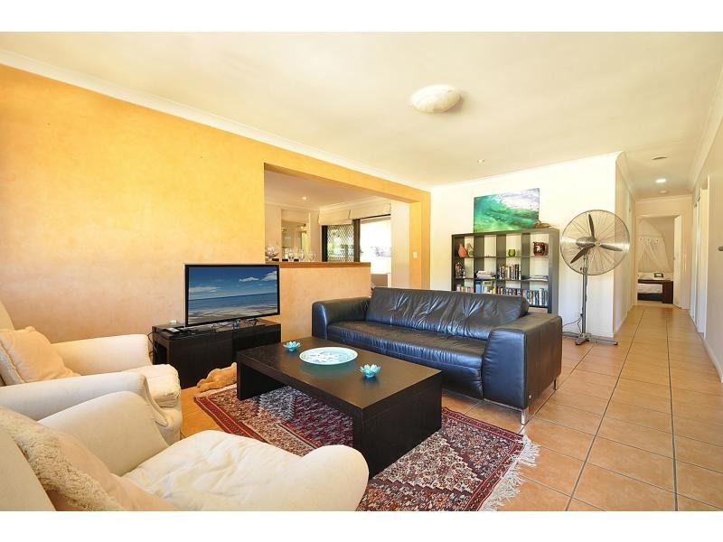 9 Bunyip Street, Burleigh Heads QLD 4220