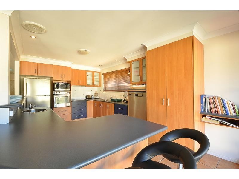 9 Bunyip Street, Burleigh Heads QLD 4220