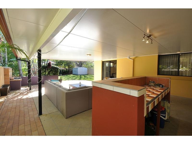 9 Bunyip Street, Burleigh Heads QLD 4220