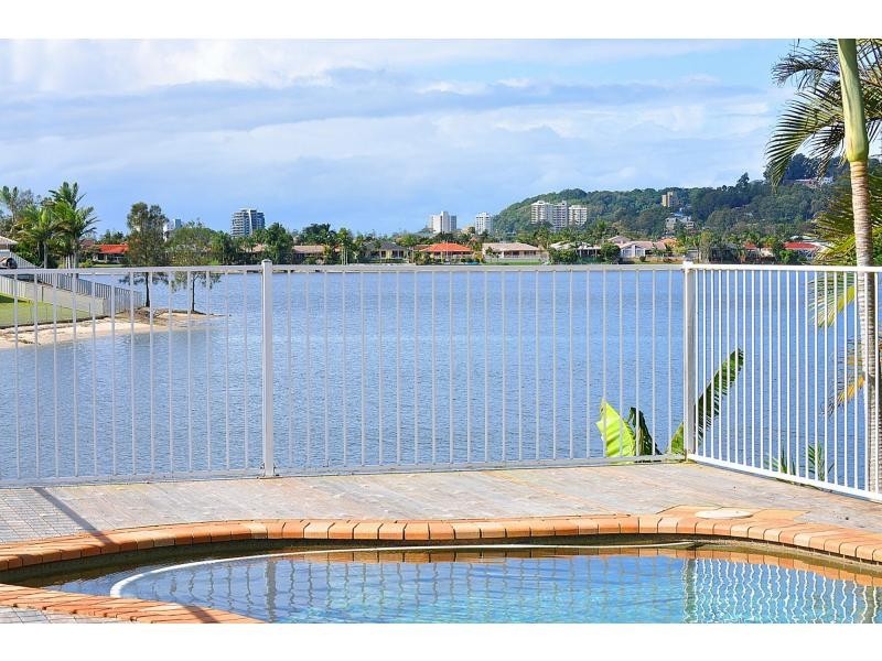 Burleigh Waters QLD 4220