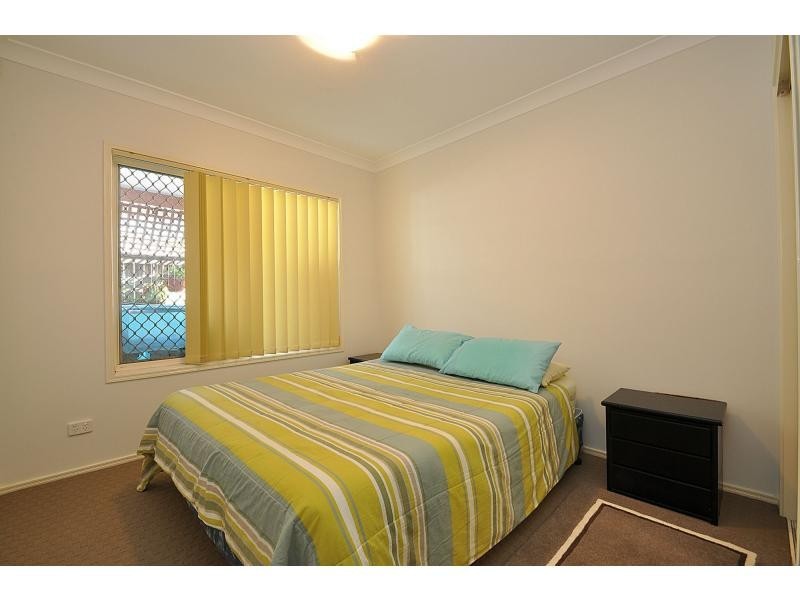 14 Stingray Crescent, Burleigh Waters QLD 4220