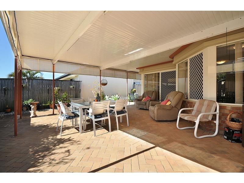 14 Stingray Crescent, Burleigh Waters QLD 4220