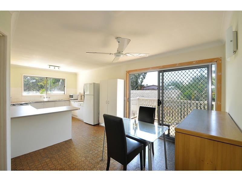 1 Lesley Avenue, Miami QLD 4220