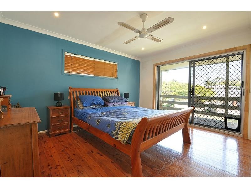 1 Lesley Avenue, Miami QLD 4220