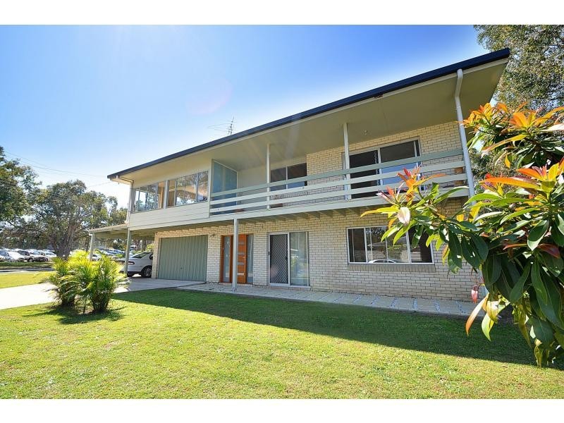 1 Lesley Avenue, Miami QLD 4220