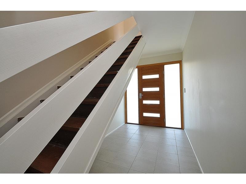 1 Lesley Avenue, Miami QLD 4220