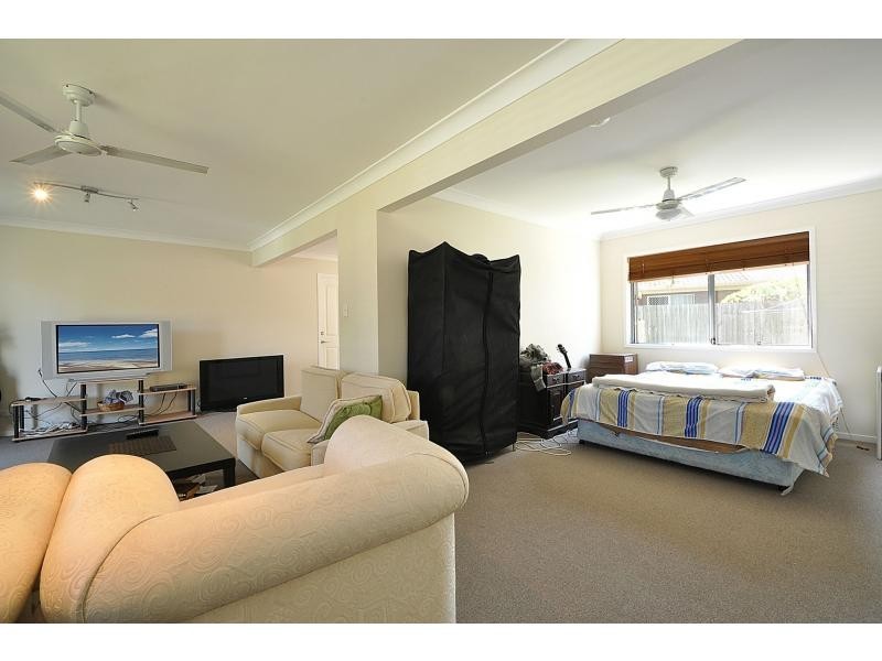 1 Lesley Avenue, Miami QLD 4220