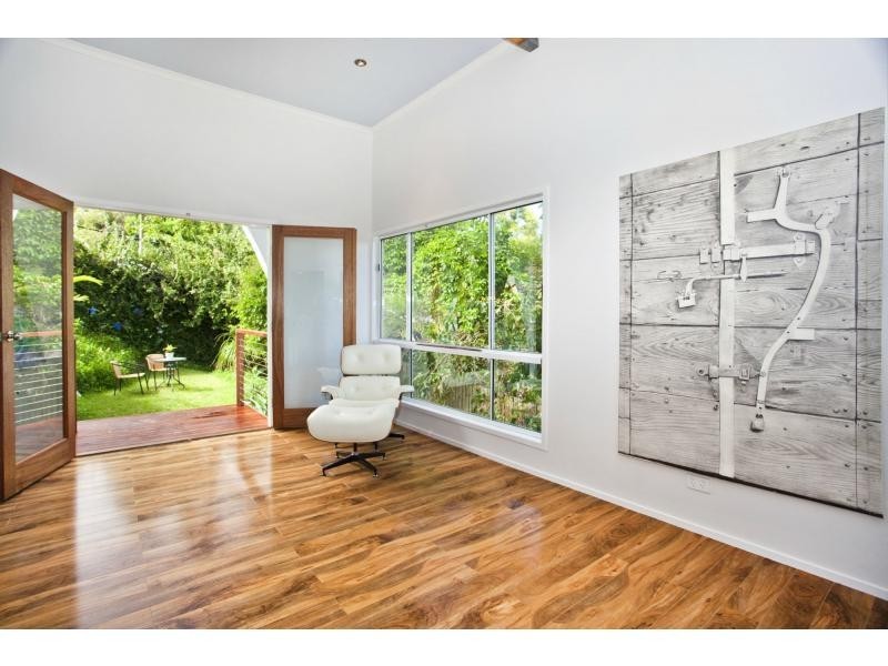 14 Wairoo Street, Burleigh Heads QLD 4220