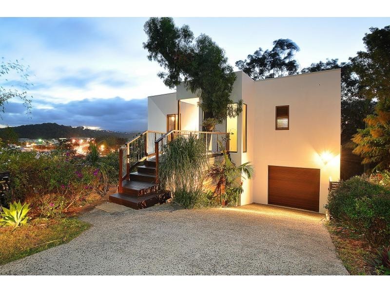 14 Wairoo Street, Burleigh Heads QLD 4220