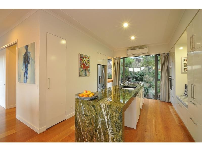 14 Wairoo Street, Burleigh Heads QLD 4220