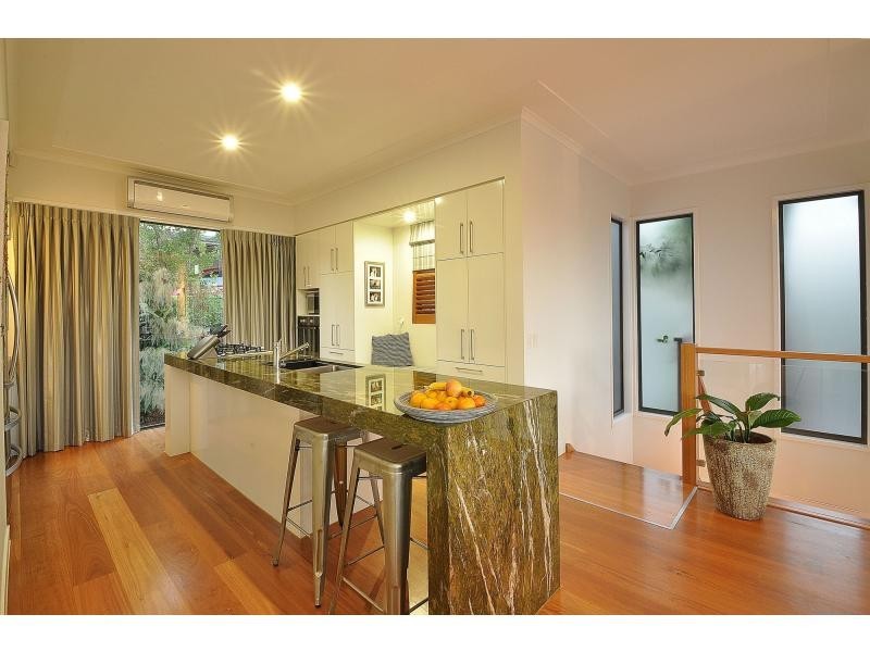 14 Wairoo Street, Burleigh Heads QLD 4220