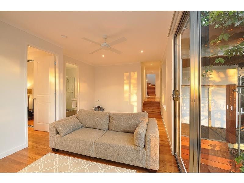 14 Wairoo Street, Burleigh Heads QLD 4220