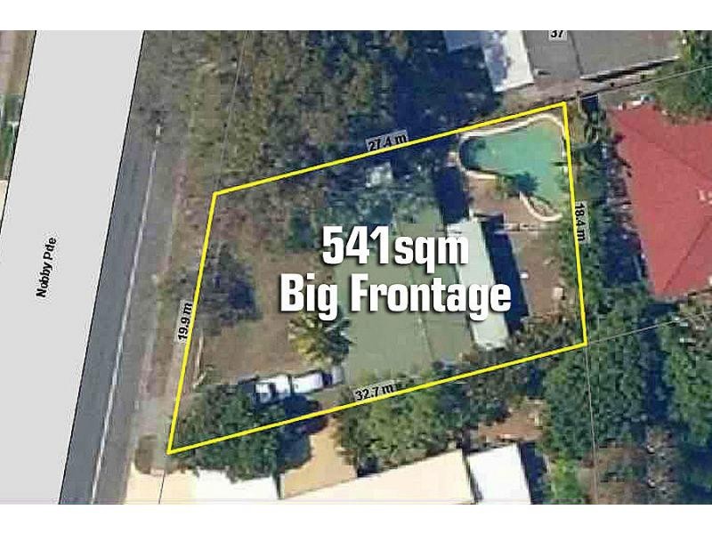 35 Nobby Parade, Miami QLD 4220