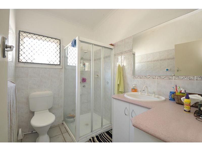 35 Nobby Parade, Miami QLD 4220