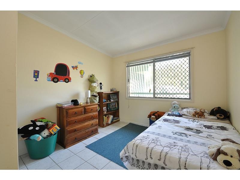 35 Nobby Parade, Miami QLD 4220