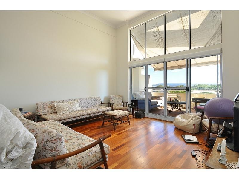 2061 Gold Coast Highway, Miami QLD 4220
