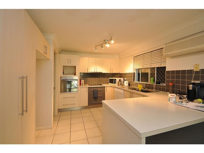 2061 Gold Coast Highway, Miami QLD 4220