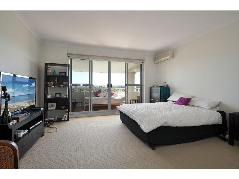 2061 Gold Coast Highway, Miami QLD 4220