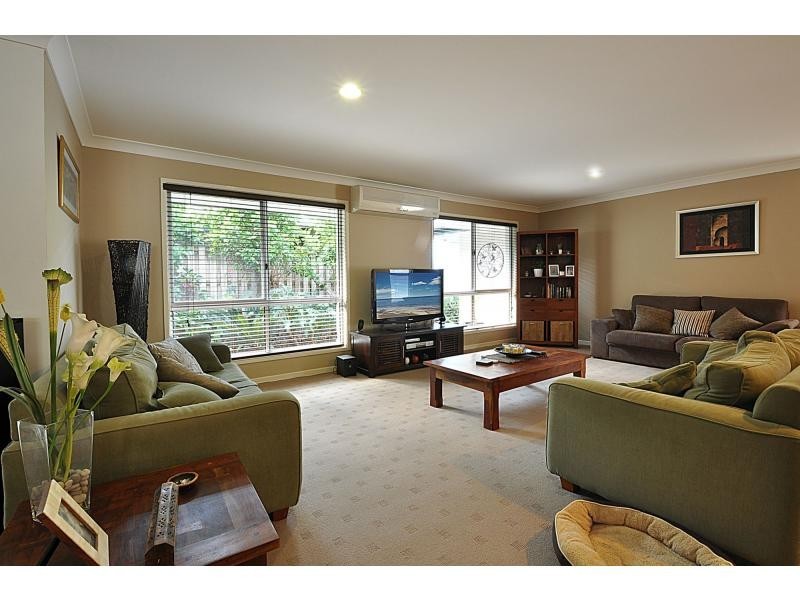 57 Seville Circuit, Burleigh Waters QLD 4220