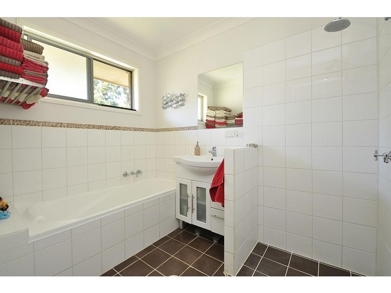 5 Brier Crescent, Varsity Lakes QLD 4227