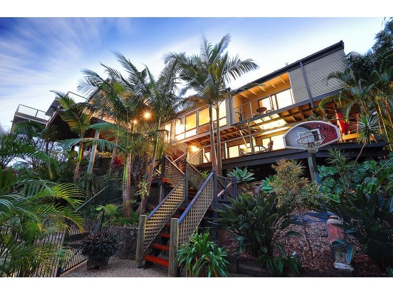 32 Wairoo Street, Burleigh Heads QLD 4220