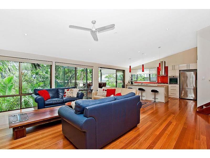 32 Wairoo Street, Burleigh Heads QLD 4220