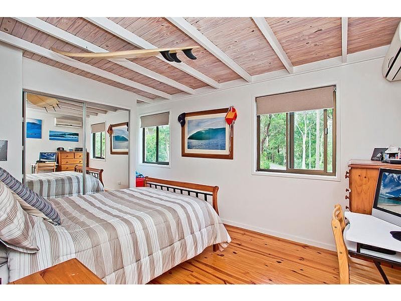 32 Wairoo Street, Burleigh Heads QLD 4220