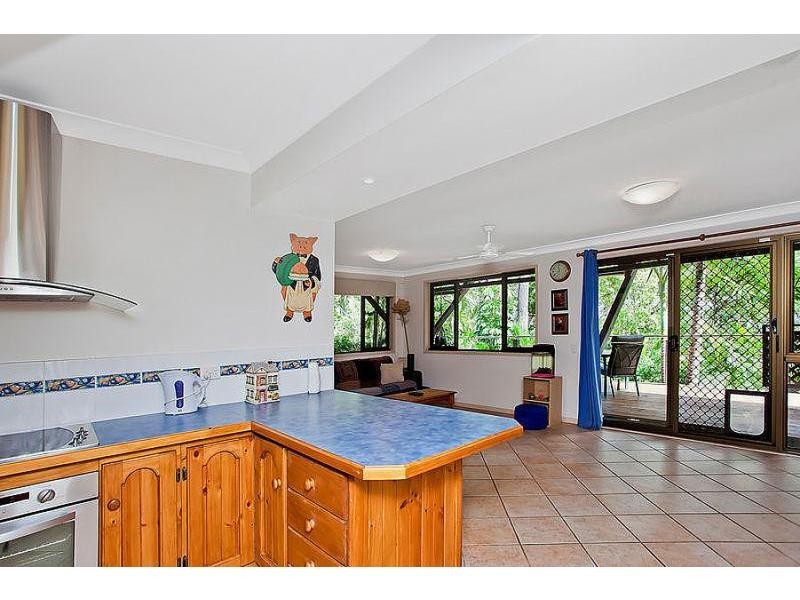 32 Wairoo Street, Burleigh Heads QLD 4220