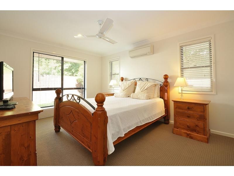 55 Seville Circuit, Burleigh Waters QLD 4220