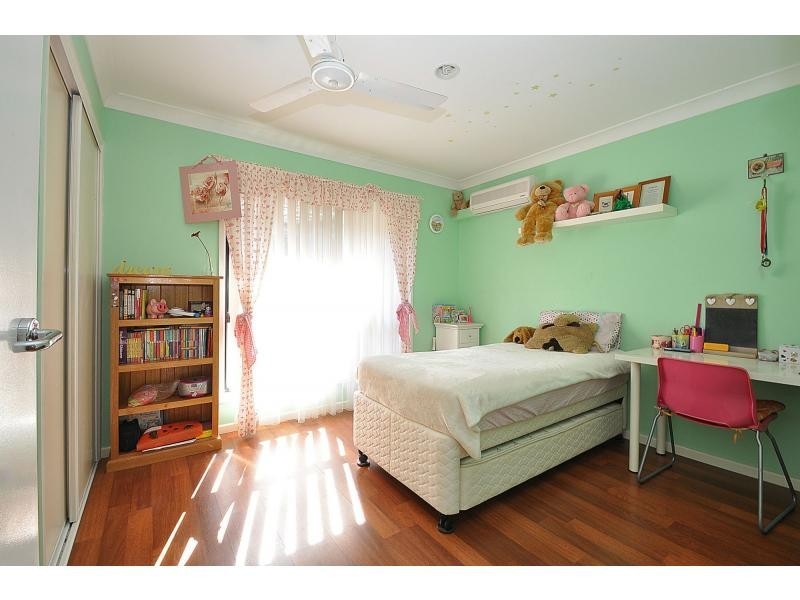 55 Seville Circuit, Burleigh Waters QLD 4220