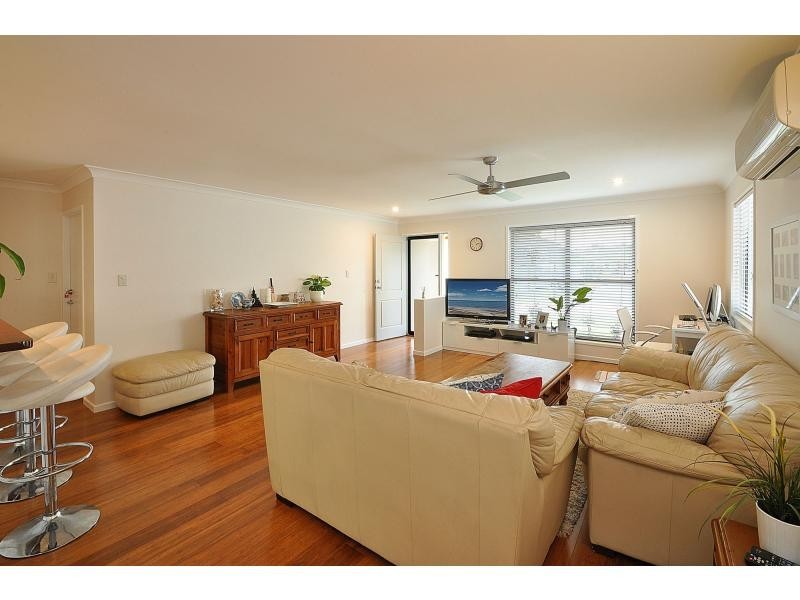 55 Seville Circuit, Burleigh Waters QLD 4220