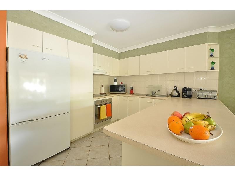 1/5 Kingia Court, Burleigh Heads QLD 4220