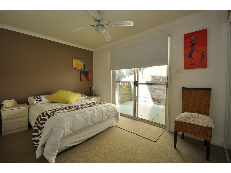 1/5 Kingia Court, Burleigh Heads QLD 4220