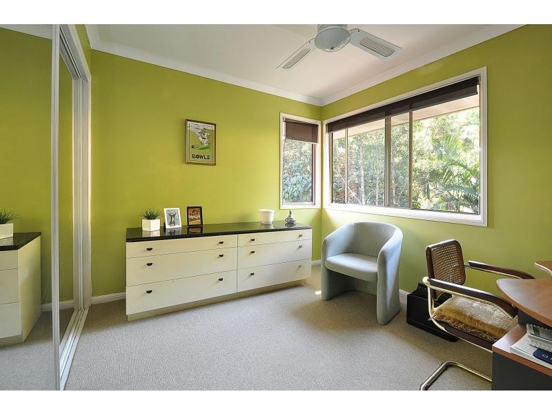 1/5 Kingia Court, Burleigh Heads QLD 4220