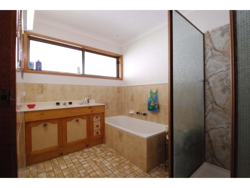 22 Timbertop Mead, Burleigh Heads QLD 4220