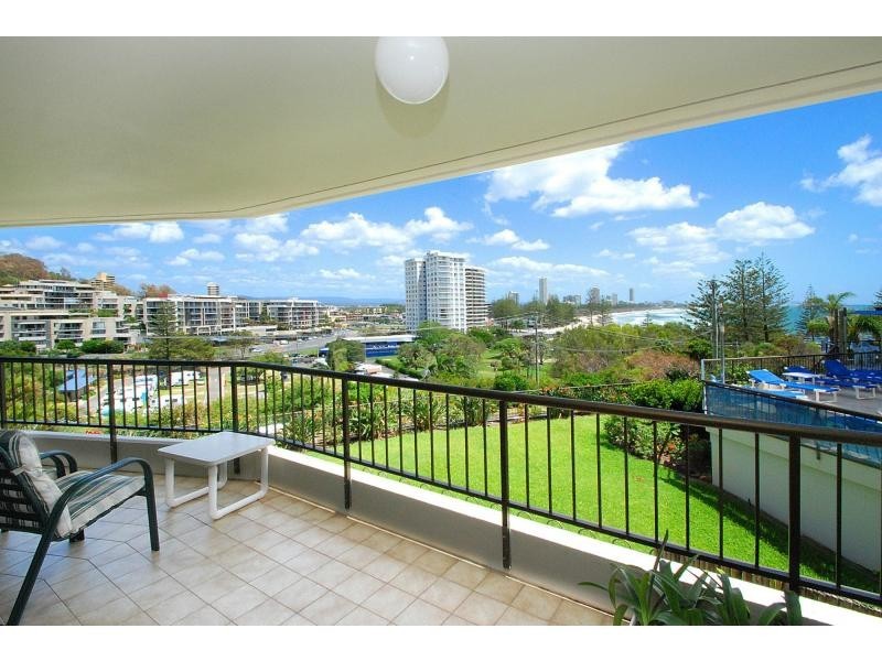 4/45 Hayle Street, Burleigh Heads QLD 4220