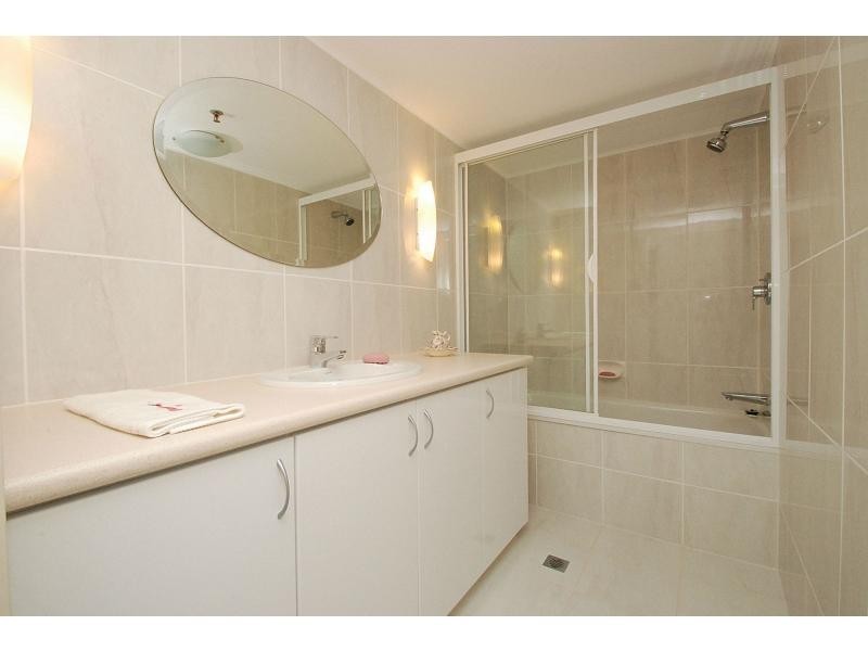 4/45 Hayle Street, Burleigh Heads QLD 4220