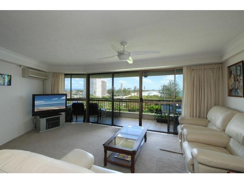 4/45 Hayle Street, Burleigh Heads QLD 4220