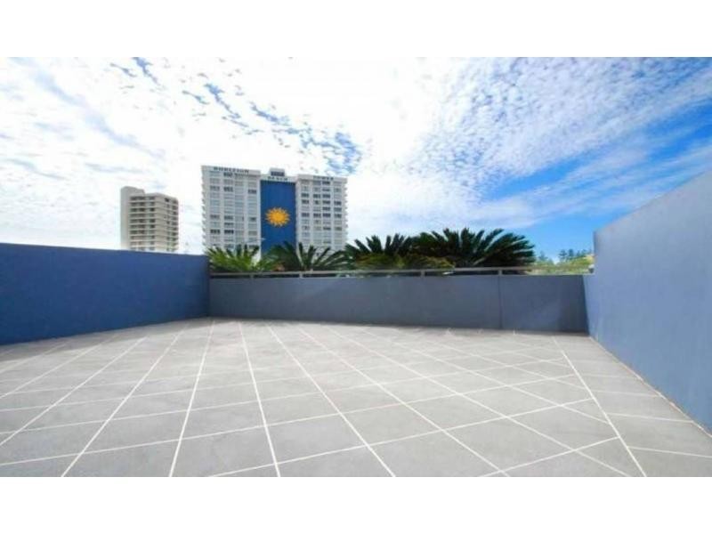 1029/1 Ocean Street, Burleigh Heads QLD 4220