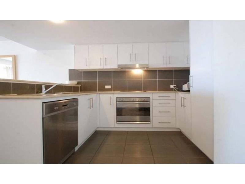 1029/1 Ocean Street, Burleigh Heads QLD 4220