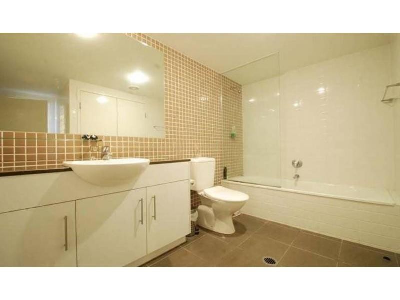 1029/1 Ocean Street, Burleigh Heads QLD 4220