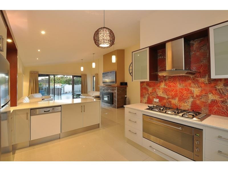 41 Bluejay Street, Burleigh Waters QLD 4220