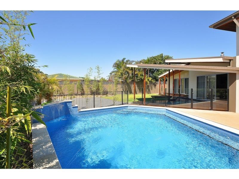 41 Bluejay Street, Burleigh Waters QLD 4220
