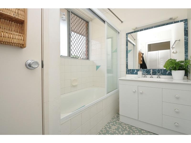 15/31 Connor Street, Burleigh Heads QLD 4220
