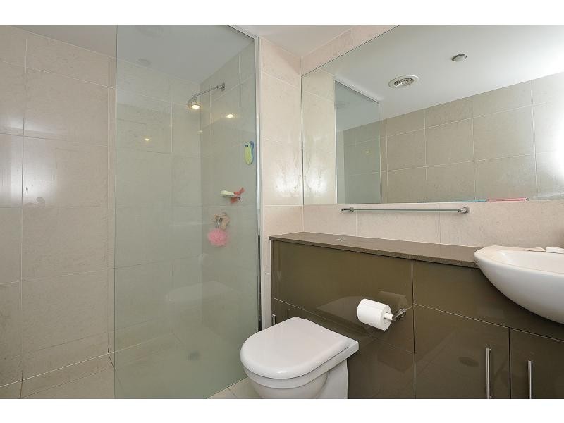 2037/1 Ocean Street, Burleigh Heads QLD 4220