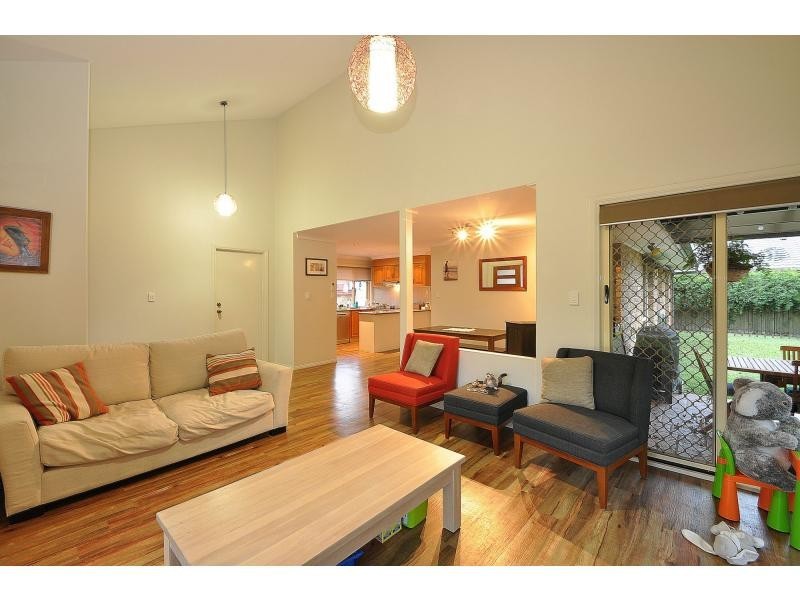 10 Oriole Court, Burleigh Waters QLD 4220